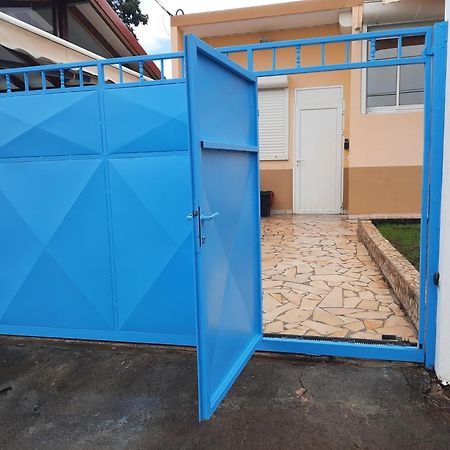 Studio Avec Piscine Privee, Idealement Situe Saint-Claude Exterior foto