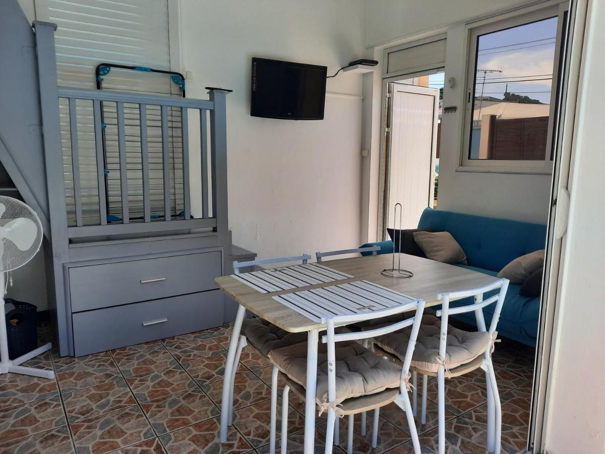 Studio Avec Piscine Privee, Idealement Situe Saint-Claude Exterior foto