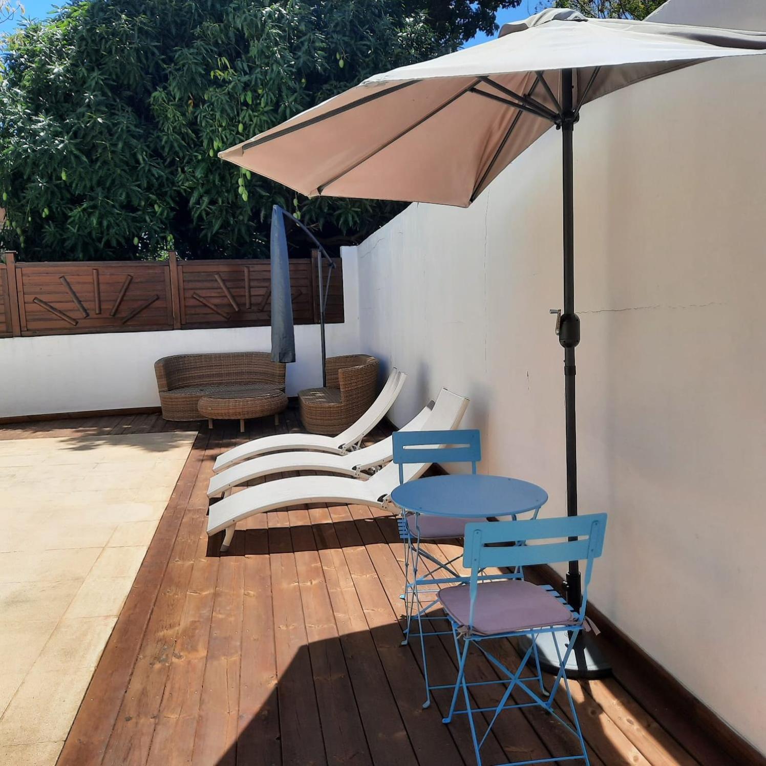 Studio Avec Piscine Privee, Idealement Situe Saint-Claude Exterior foto